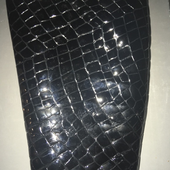 Aquatalia Black Snake print leather heeled boots - Picture 6 of 7